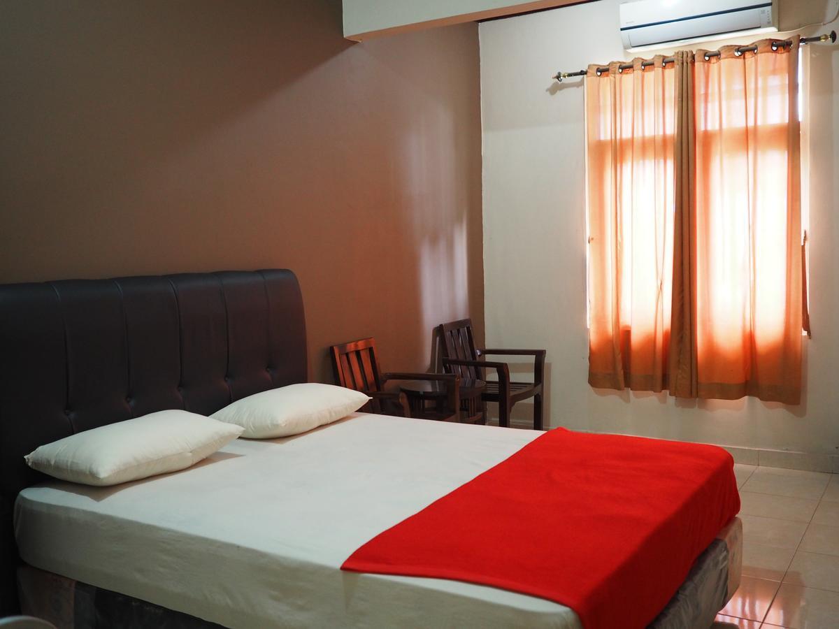 Diaga Grha Hotel Yogyakarta Exterior foto